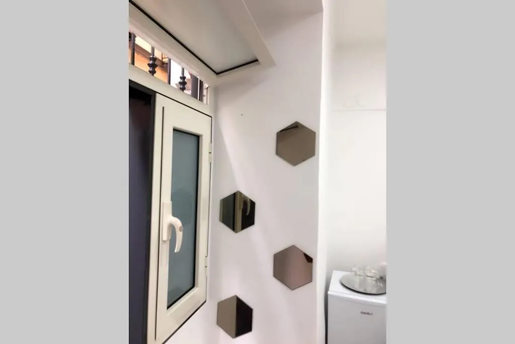 Appartamento Mini-House Museo Napoli 0*,
